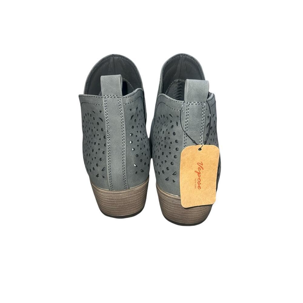 NWT VEPOSE Women's Grey Ankle Cutout Low Chunky Heels Size 8.5 - Picture 3 of 5